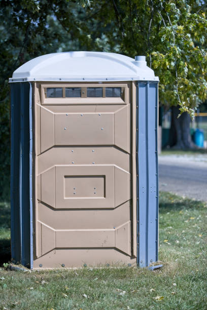 Best Porta potty delivery and setup  in Evansdale, IA