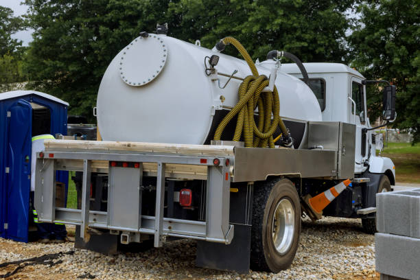 Best Affordable portable toilet rental  in Evansdale, IA