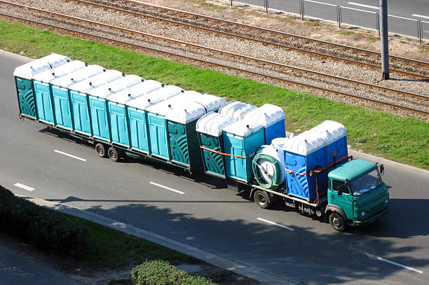 Affordable portable toilet rental in Evansdale, IA